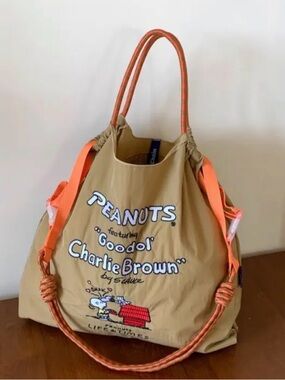 Brown Cartoon Graphic Drawstring Tote Bag